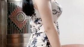 丝袜女女亲吻视频,一段禁忌之吻的私密瞬间